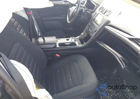 2019 Ford Fusion Hybrid Se z USA, uszkodzony, nr VIN 3FA6P0LU0KR124587